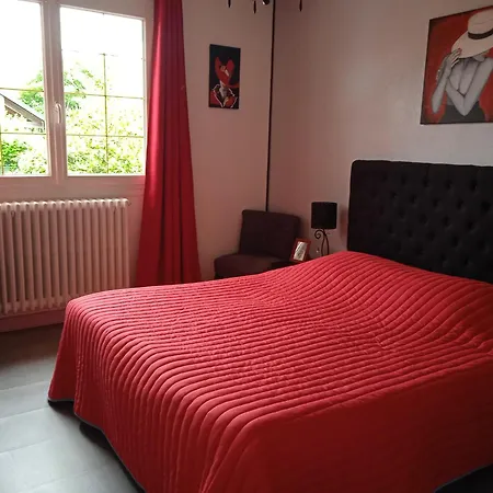 D'hote Avec Jardin Bed & Breakfast Allonnes (Sarthe)